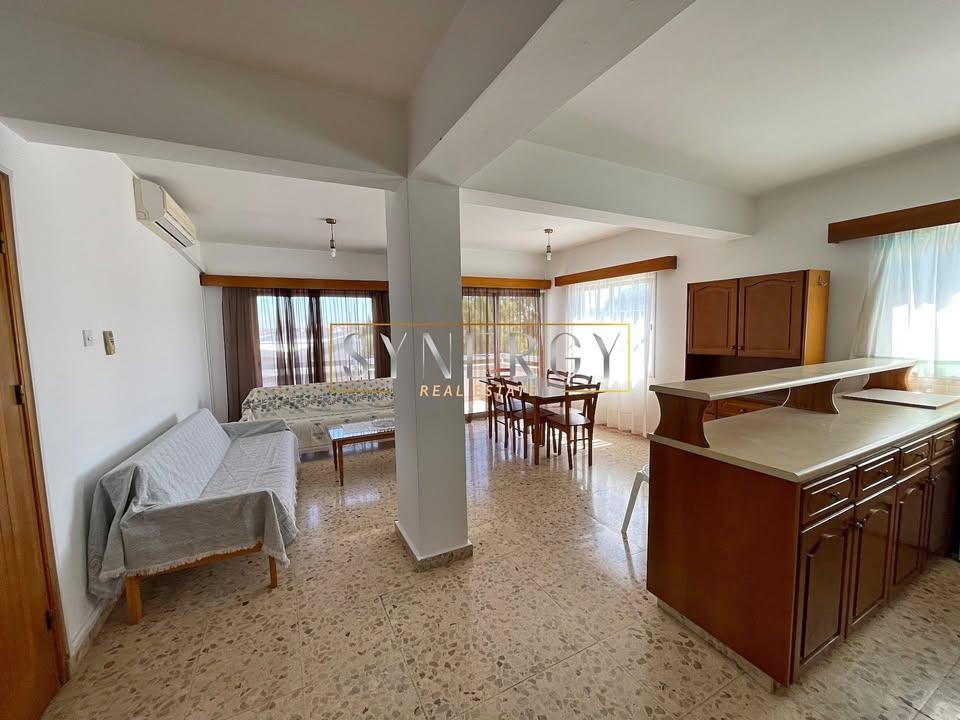 3 beds 1 bath Flat/apartment: https://www.facebook.com/marketplace/item/1659376661364362 (www.facebook.com)