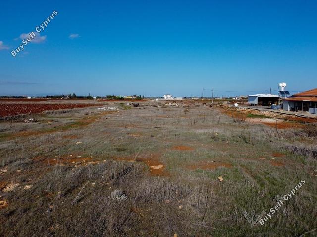9,330 SQM Land for sale in Xylofagou, Larnaca: https://www.buysellcyprus.com/property-for-sale/larnaca/xylofagou/land-for-sale-xylofagou-larnaca-1795308.html (www.buysellcyprus.com)