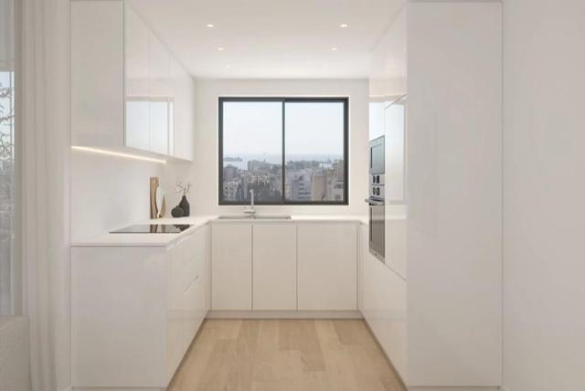 New 3-bedroom apartment in Limassol № 148125: https://dom.com.cy/en/catalog/sale/148125/ (dom.com.cy)