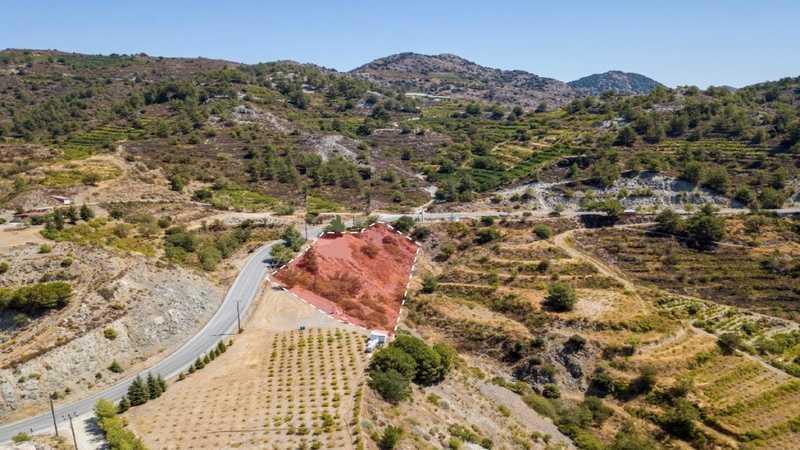 Residential land 3566 m²: https://www.bazaraki.com/adv/5794960_residential-land-3566-m2 (www.bazaraki.com)