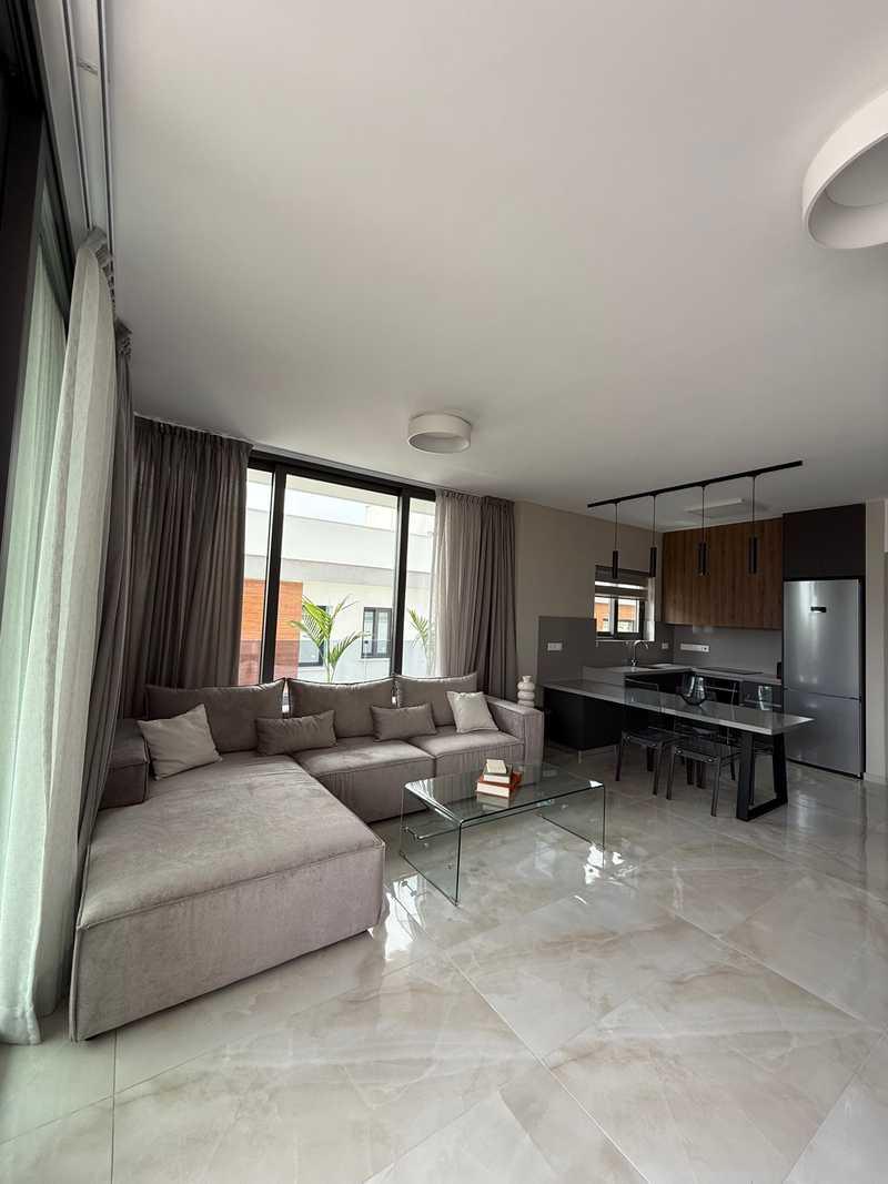 2-bedroom apartment to rent: https://www.bazaraki.com/adv/5793044_2-bedroom-apartment-to-rent (www.bazaraki.com)