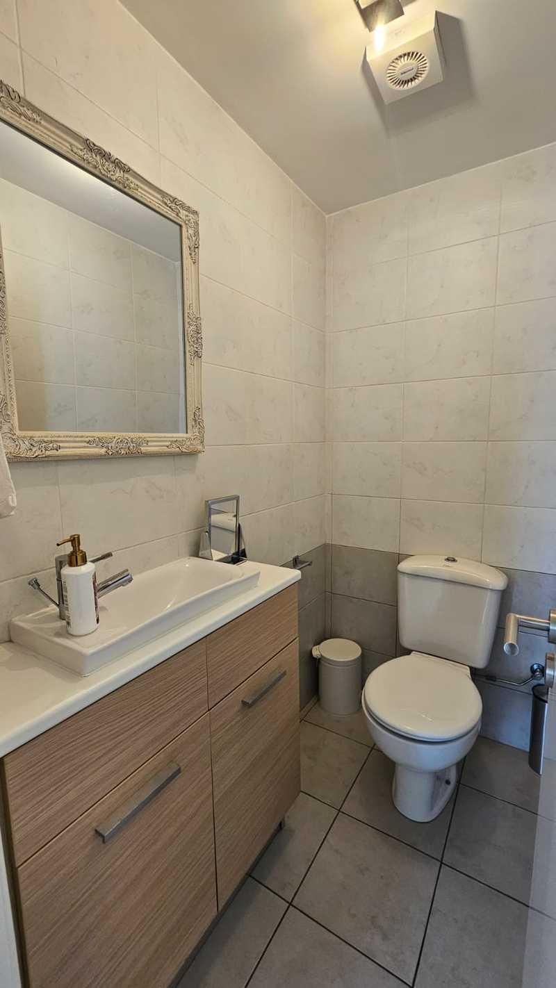 2-bedroom apartment for sale: https://www.bazaraki.com/adv/5793516_2-bedroom-apartment-for-sale (www.bazaraki.com)