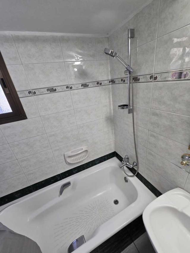 2-bedroom semi-detached to rent: https://www.bazaraki.com/adv/5787115_2-bedroom-semi-detached-to-rent (www.bazaraki.com)