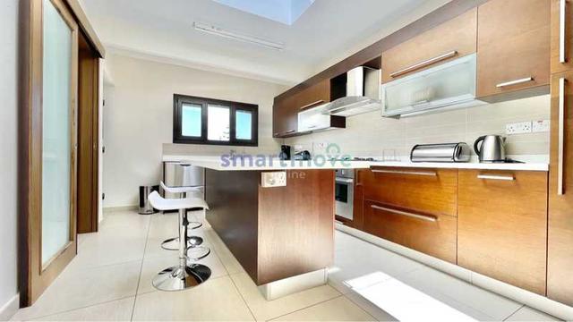 4-bedroom penthouse to rent: https://www.bazaraki.com/adv/5787207_4-bedroom-penthouse-to-rent (www.bazaraki.com)