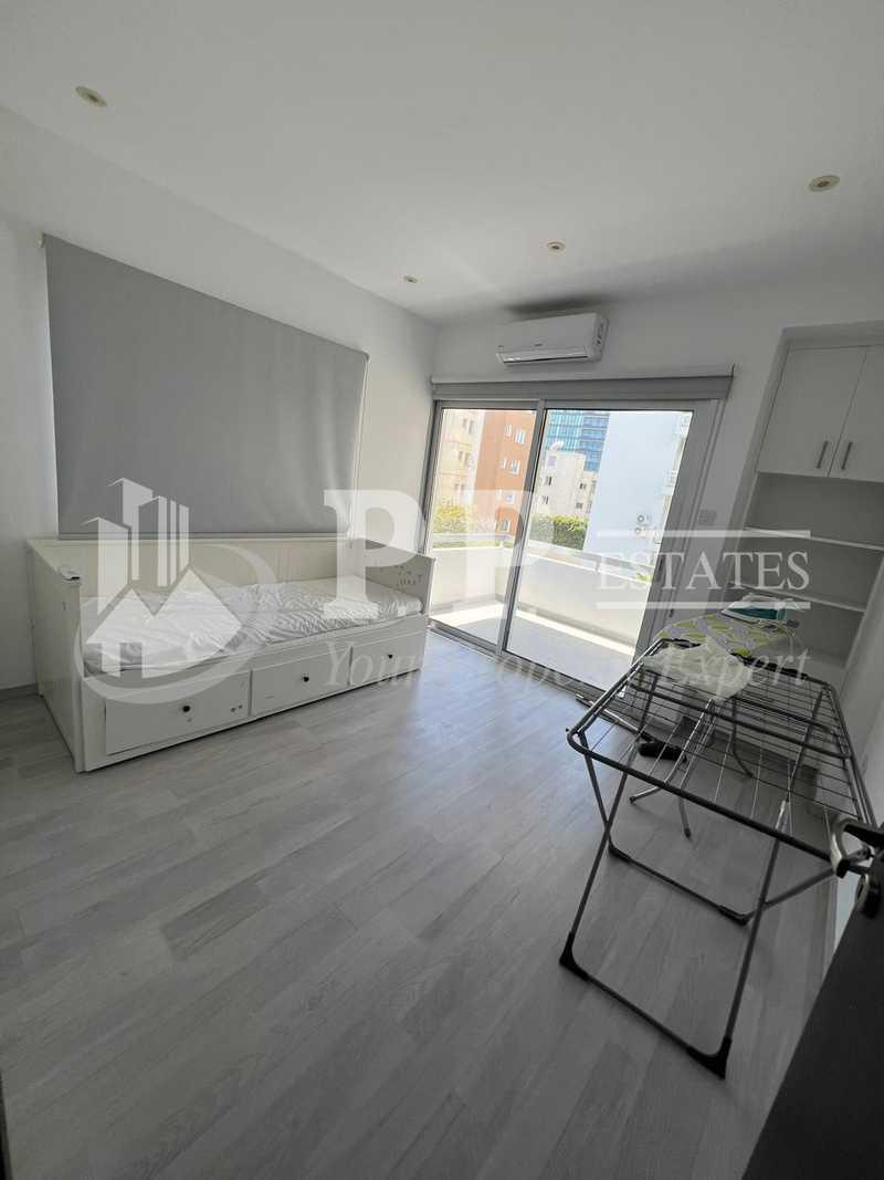 2-bedroom apartment to rent: https://www.bazaraki.com/adv/5798550_2-bedroom-apartment-to-rent (www.bazaraki.com)