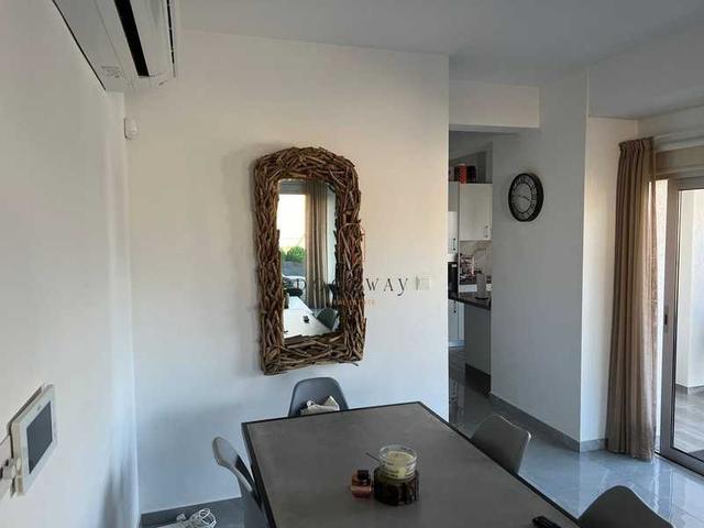 3-bedroom penthouse for sale: https://www.bazaraki.com/adv/5794775_3-bedroom-penthouse-for-sale (www.bazaraki.com)