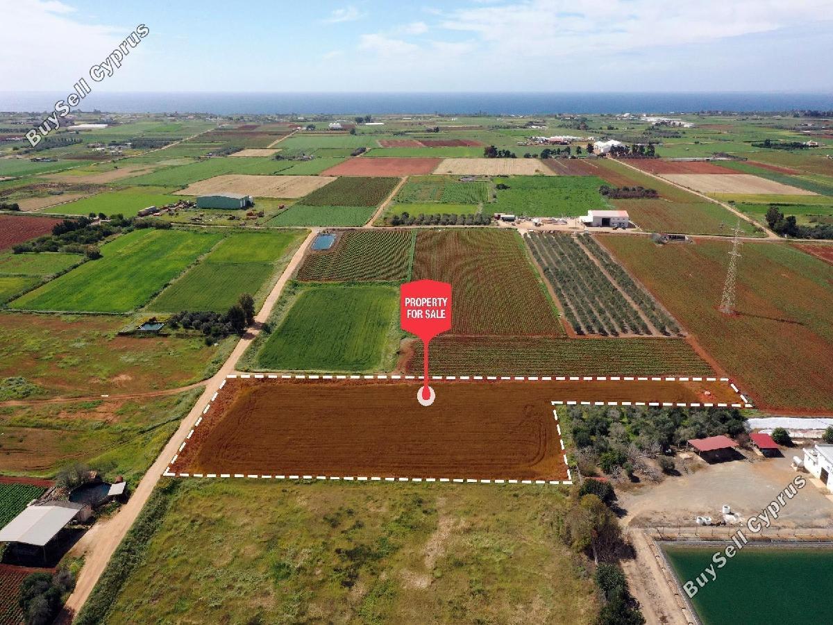 7,860 SQM Land for sale in Xylofagou, Larnaca: https://www.buysellcyprus.com/property-for-sale/larnaca/xylofagou/land-for-sale-xylofagou-larnaca-1795281.html (www.buysellcyprus.com)