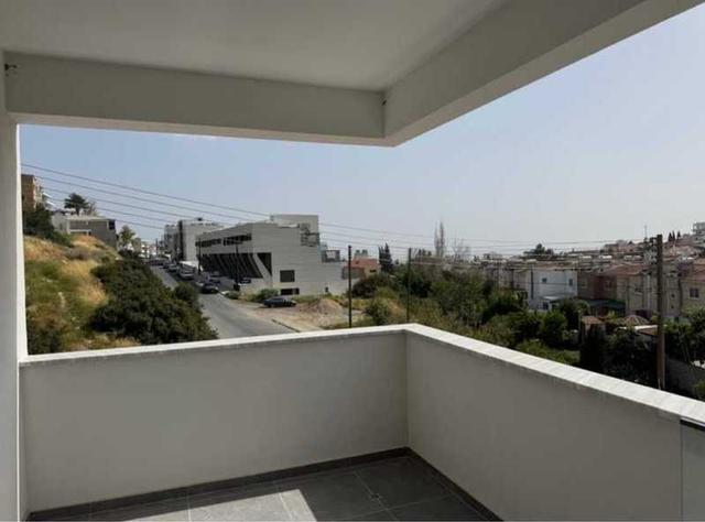 2-bedroom apartment to rent: https://www.bazaraki.com/adv/5794413_2-bedroom-apartment-to-rent (www.bazaraki.com)