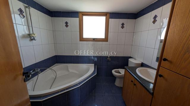 Two storey house in Kampia Nicosia: https://www.offer.com.cy/en/two-storey-house-in-kampia-nicosia/21-816315/ (www.offer.com.cy)