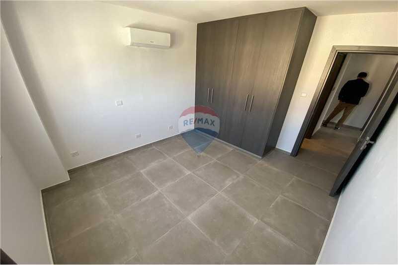 3-bedroom detached house for sale: https://www.bazaraki.com/adv/5787672_3-bedroom-detached-house-for-sale (www.bazaraki.com)