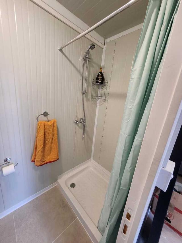 18 m² new prefabricated house - one bedroom, kithcen, toilet room: https://www.bazaraki.com/adv/5794589_18-m2-new-prefabricated-house-one-bedroom-kithcen-toilet-room (www.bazaraki.com)