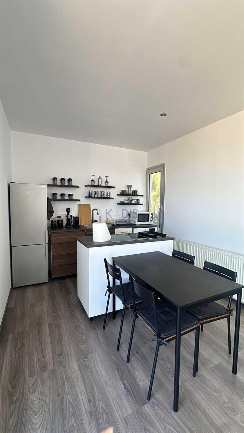 2-bedroom apartment to rent: https://www.bazaraki.com/adv/5794818_2-bedroom-apartment-to-rent (www.bazaraki.com)