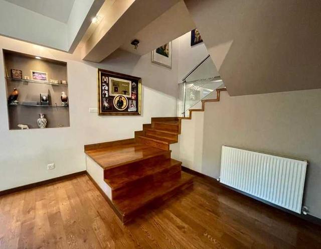 5-bedroom detached house to rent: https://www.bazaraki.com/adv/5798590_5-bedroom-detached-house-to-rent (www.bazaraki.com)