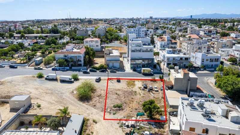 Commercial land 979 m²: https://www.bazaraki.com/adv/5788878_commercial-land-979-m2 (www.bazaraki.com)