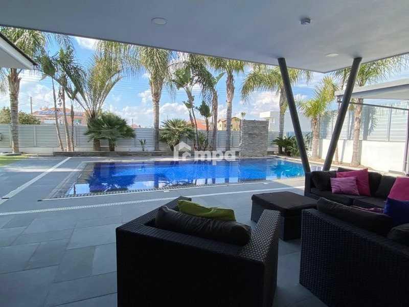  5-bedroom detached house to rent: https://www.bazaraki.com/adv/5789063_5-bedroom-detached-house-to-rent (www.bazaraki.com)