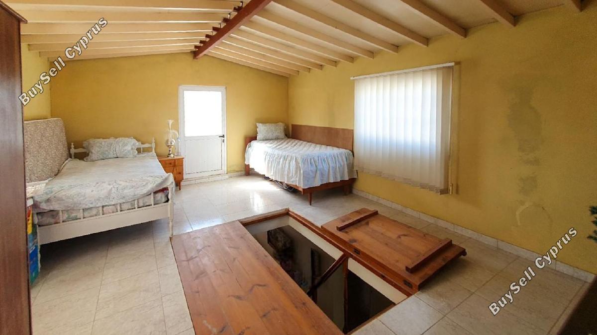 5 Bedroom Bungalow for sale in Pervolia, Larnaca: https://www.buysellcyprus.com/property-for-sale/larnaca/pervolia/5-bed-bungalow-for-sale-pervolia-larnaca-1795531.html (www.buysellcyprus.com)