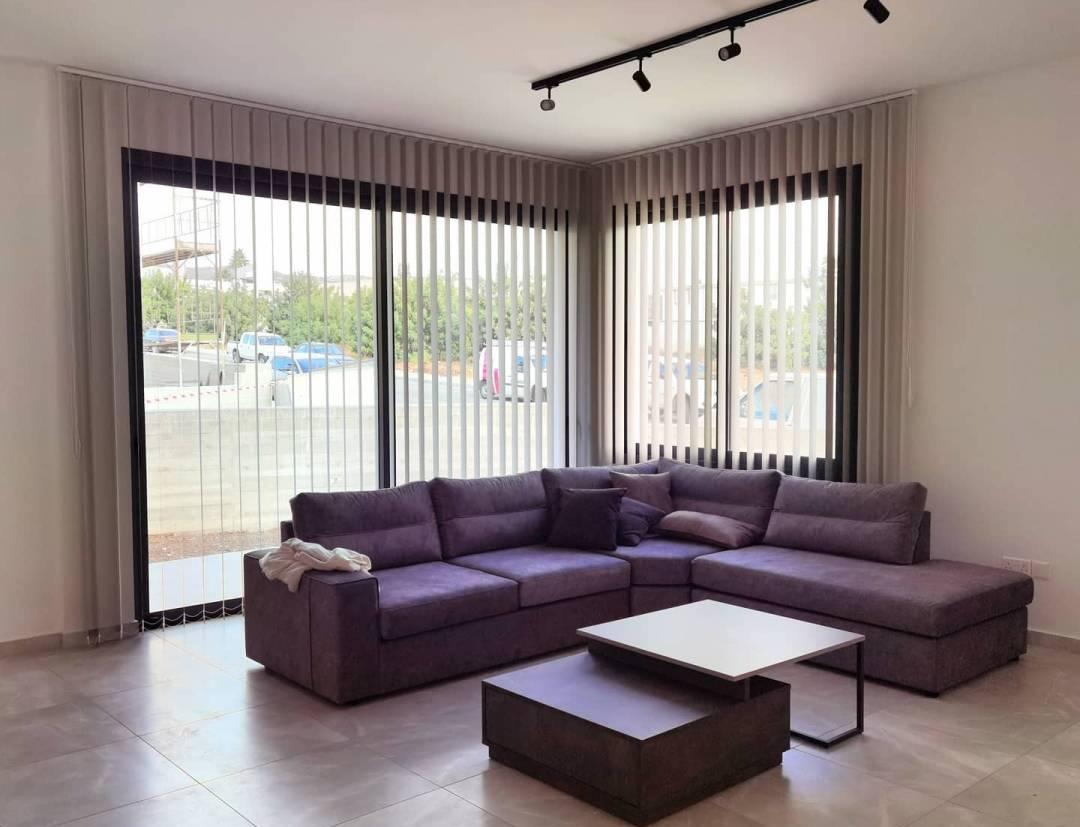 New 3-bedroom house in Paphos № 153077: https://dom.com.cy/en/catalog/sale/153077/ (dom.com.cy)