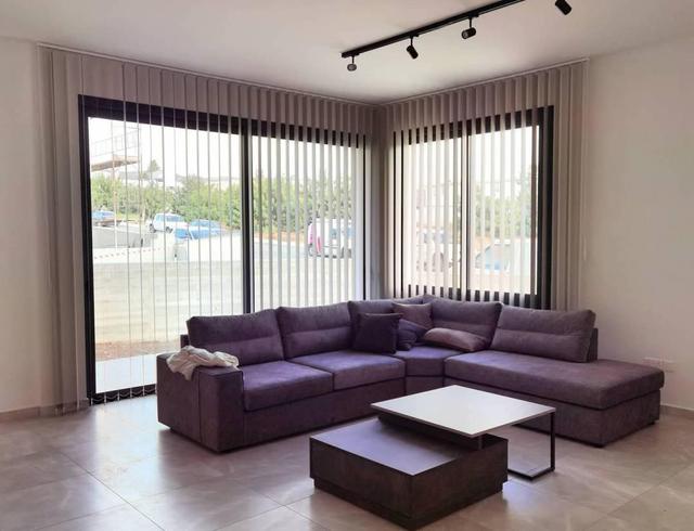 New 3-bedroom house in Paphos № 153077: https://dom.com.cy/en/catalog/sale/153077/ (dom.com.cy)