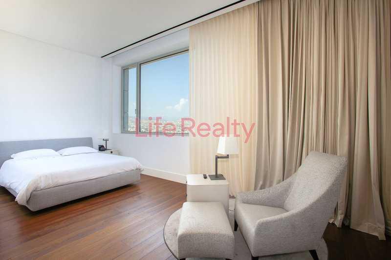 4-bedroom penthouse for sale: https://www.bazaraki.com/adv/5778708_4-bedroom-penthouse-for-sale (www.bazaraki.com)