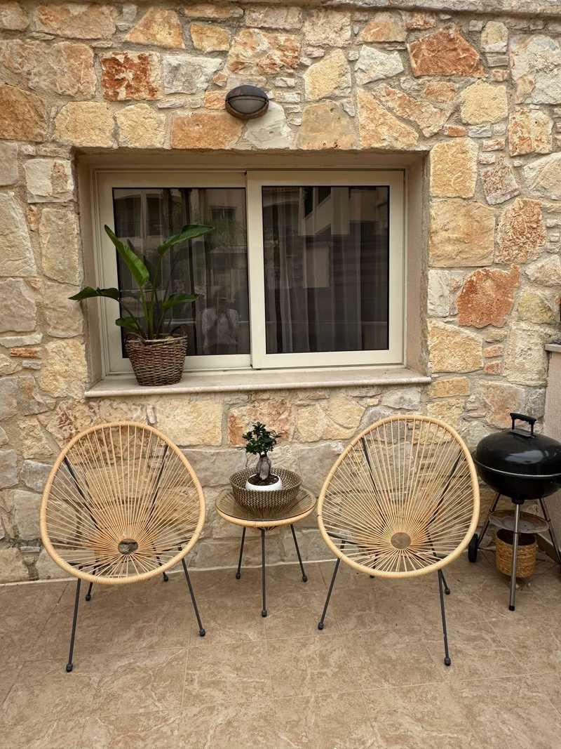  1-bedroom apartment to rent: https://www.bazaraki.com/adv/5793135_1-bedroom-apartment-to-rent (www.bazaraki.com)