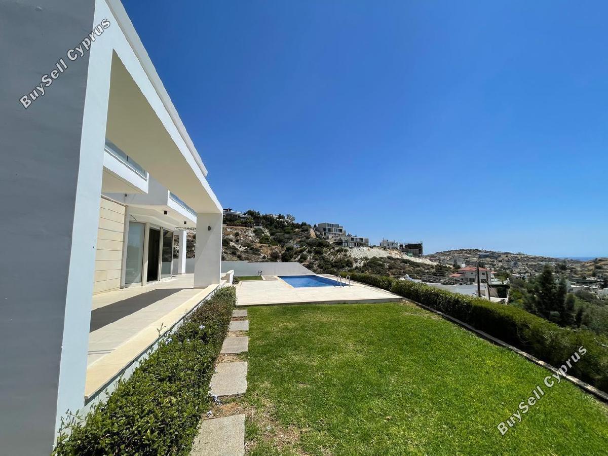 5 Bedroom Detached house to rent in Agios Tychonas, Limassol: https://www.buysellcyprus.com/property-for-rent/limassol/agios-tychonas/5-bed-detached-house-to-rent-agios-tychonas-limassol-1796772.html (www.buysellcyprus.com)