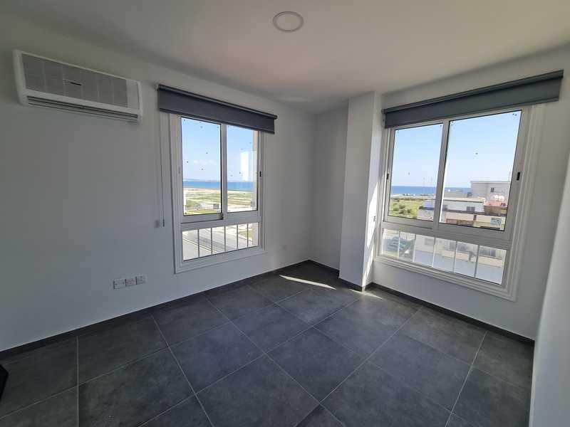 2 Beds 1 Bath Apartment/condo: https://www.facebook.com/marketplace/item/1209469877551850 (www.facebook.com)