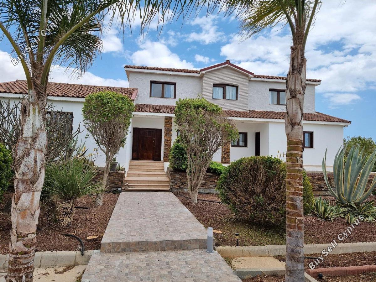 5 Bedroom Detached house to rent in Dekeleia, Larnaca: https://www.buysellcyprus.com/property-for-rent/larnaca/dekeleia/5-bed-detached-house-to-rent-dekeleia-larnaca-1795451.html (www.buysellcyprus.com)