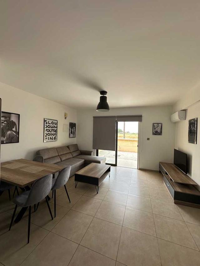 1-bedroom apartment to rent: https://www.bazaraki.com/adv/5793452_1-bedroom-apartment-to-rent (www.bazaraki.com)
