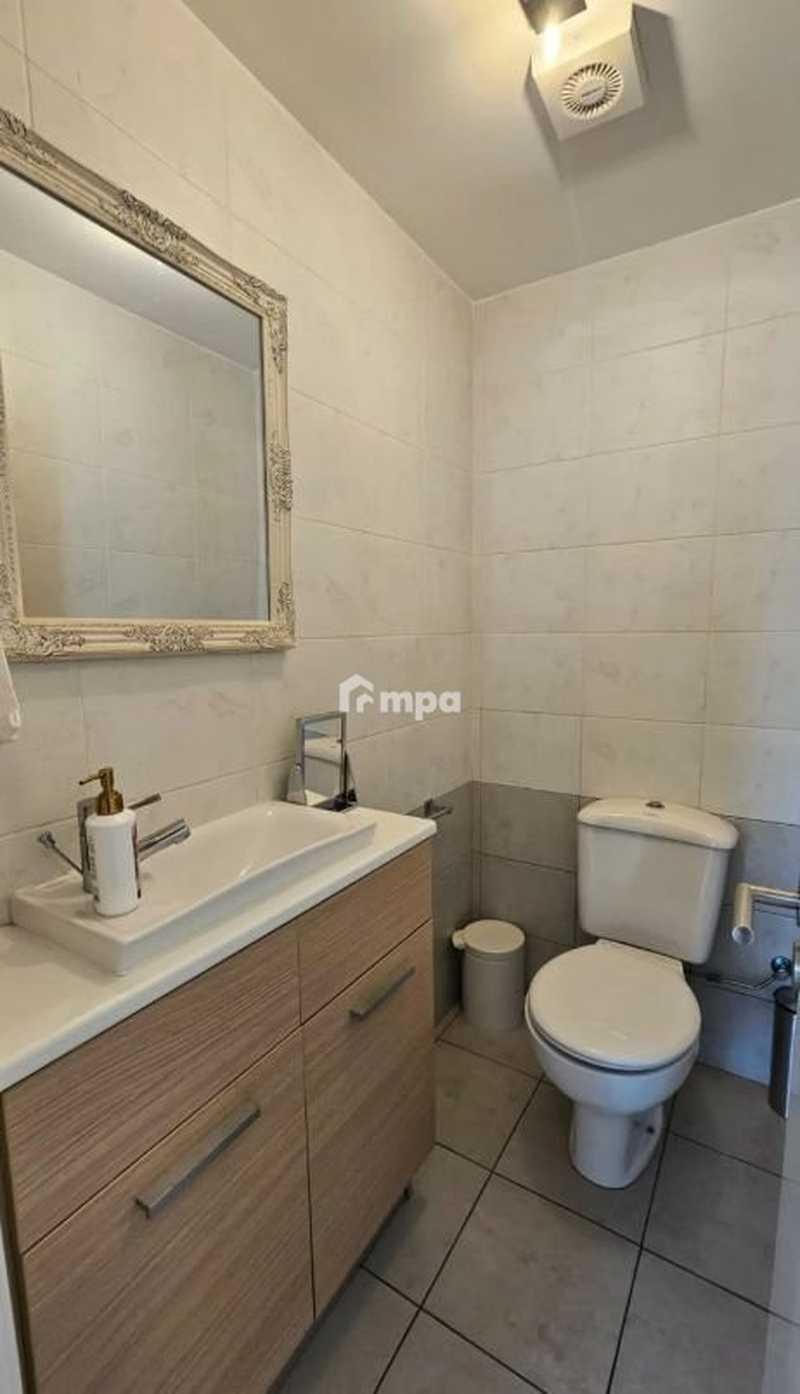 2-bedroom apartment for sale: https://www.bazaraki.com/adv/5794902_2-bedroom-apartment-for-sale (www.bazaraki.com)