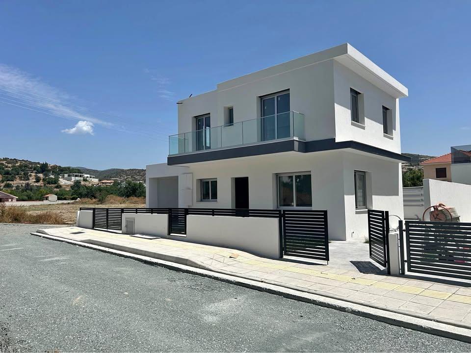Brand new 3 bedroom detached house at Fasoula: https://www.facebook.com/marketplace/item/645442321649249 (www.facebook.com)