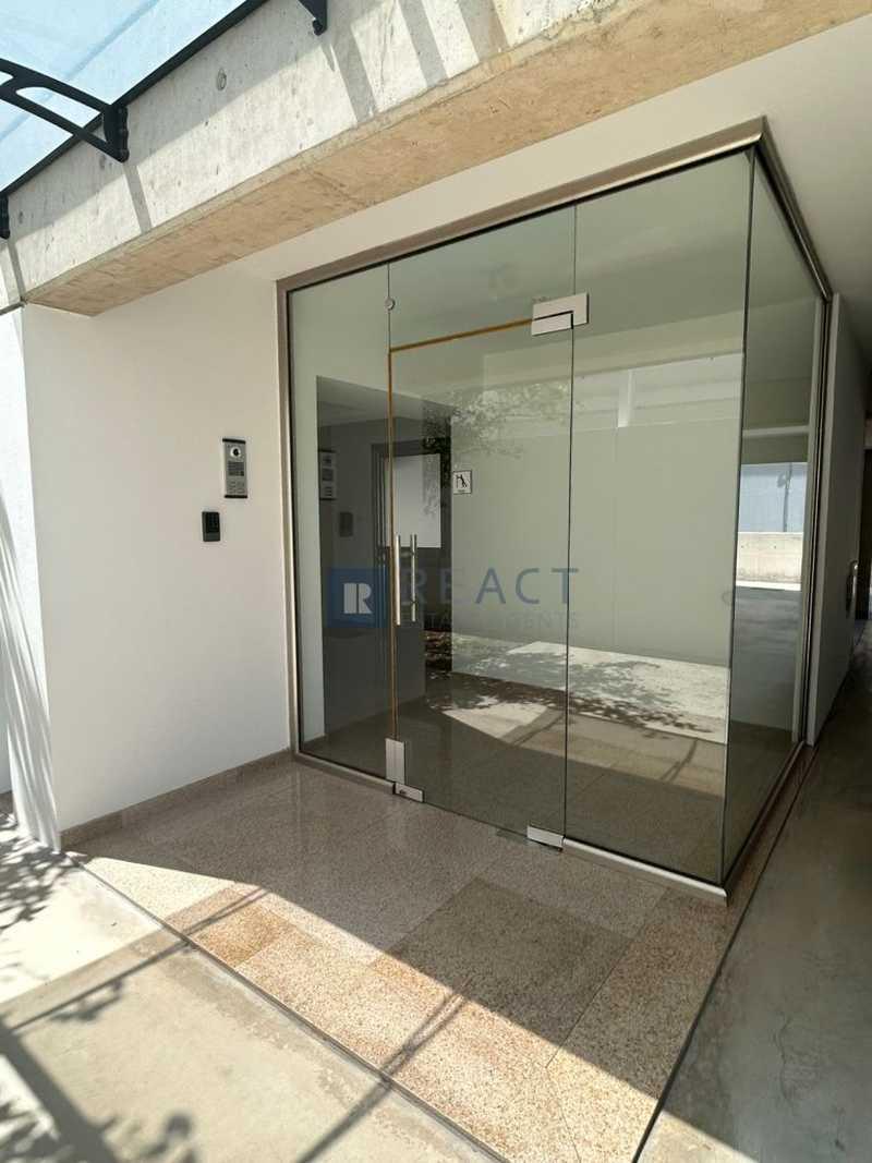 2-bedroom apartment to rent: https://www.bazaraki.com/adv/5791088_2-bedroom-apartment-to-rent (www.bazaraki.com)