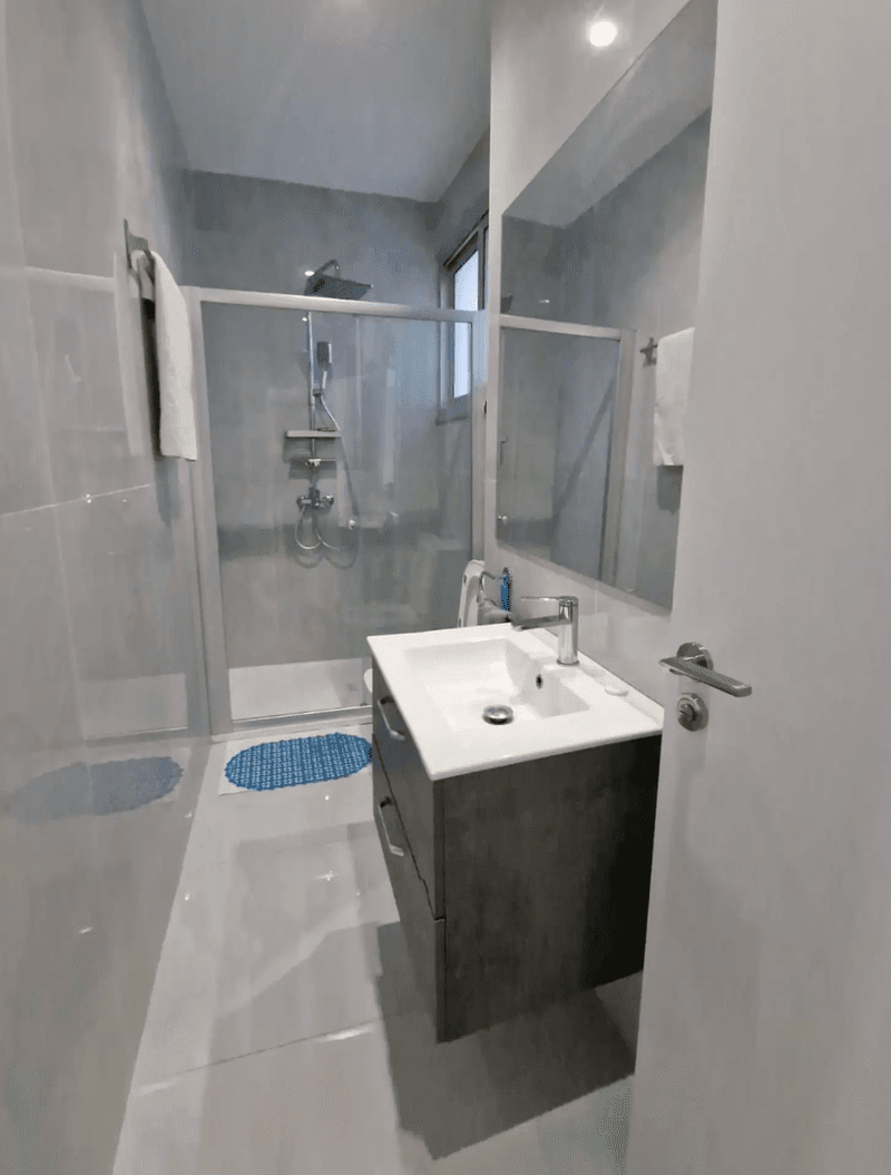 3-bedroom apartment to rent: https://www.bazaraki.com/adv/5786973_3-bedroom-apartment-to-rent (www.bazaraki.com)