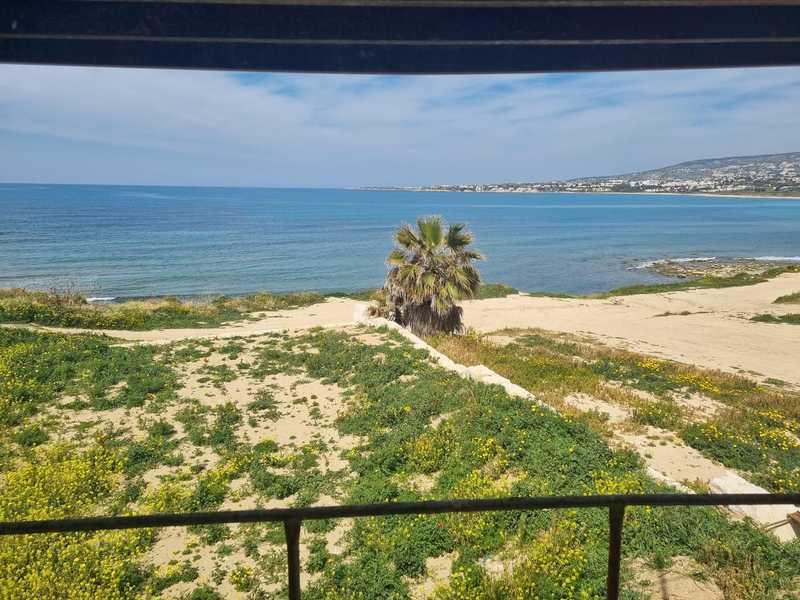 4-bedroom villa for sale: https://www.bazaraki.com/adv/5787805_4-bedroom-villa-for-sale (www.bazaraki.com)