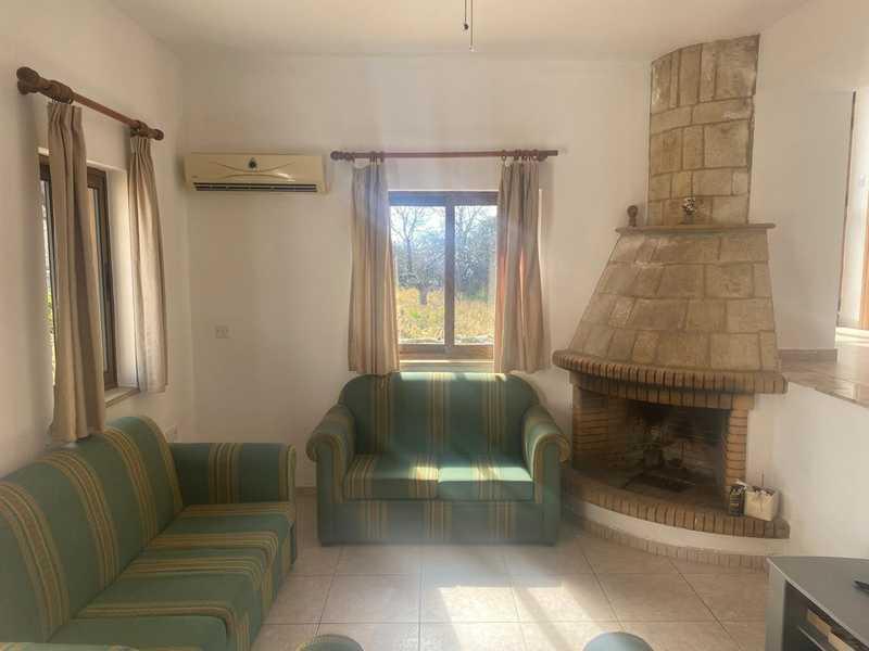 4-bedroom villa to rent: https://www.bazaraki.com/adv/5787886_4-bedroom-villa-to-rent (www.bazaraki.com)