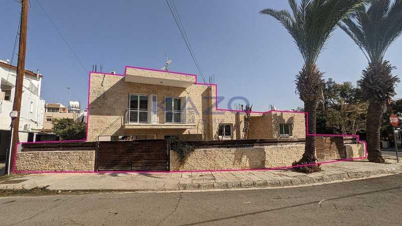 3-bedroom detached house for sale: https://www.bazaraki.com/adv/5789036_3-bedroom-detached-house-for-sale (www.bazaraki.com)