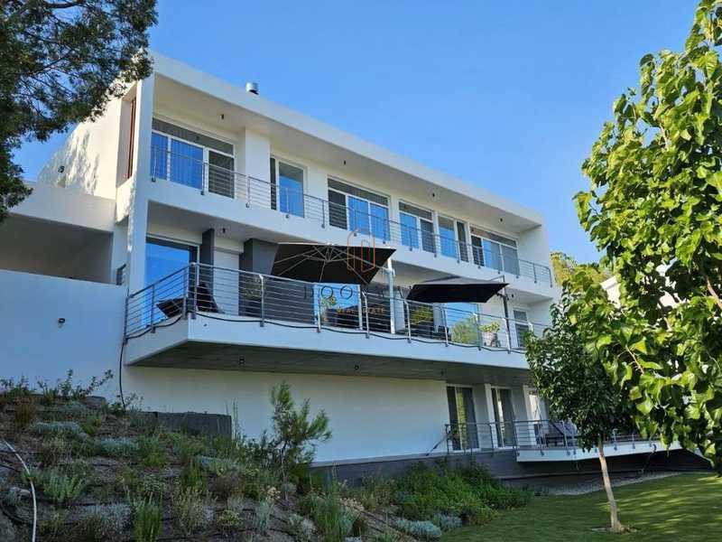 5-bedroom detached house for sale: https://www.bazaraki.com/adv/5794779_5-bedroom-detached-house-for-sale (www.bazaraki.com)