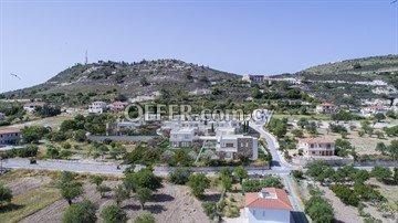 2 Bedroom Luxury House In Lefkara, Larnaca: https://www.offer.com.cy/en/2-bedroom-luxury-house-in-lefkara-larnaca/21-667570/ (www.offer.com.cy)