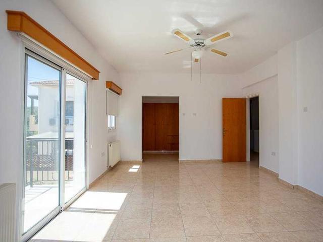 4-bedroom villa for sale: https://www.bazaraki.com/adv/5797316_4-bedroom-villa-for-sale (www.bazaraki.com)