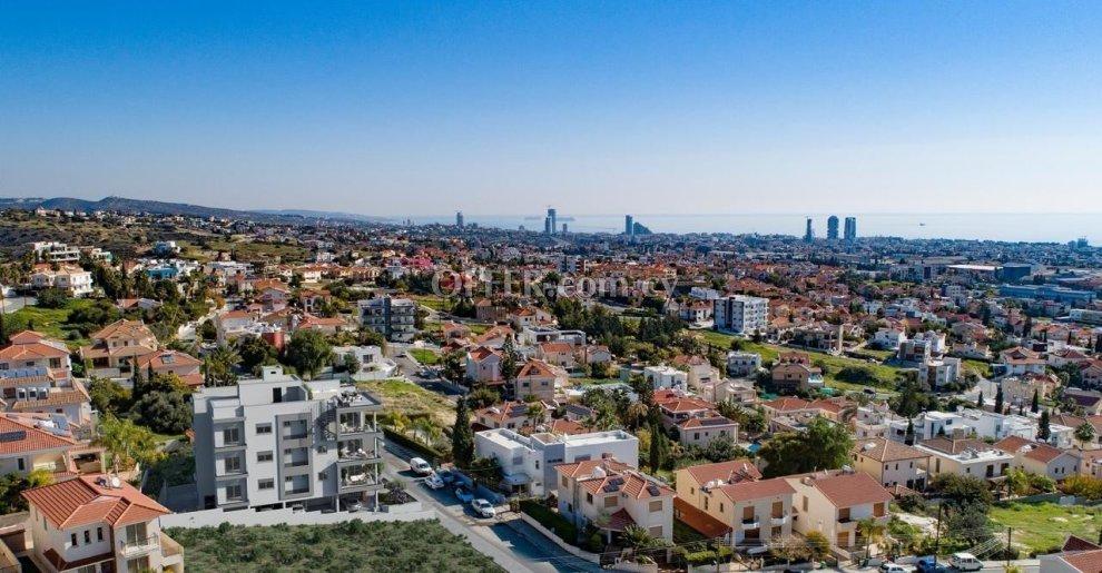 Apartment (Penthouse) in Agios Athanasios, Limassol for Sale: https://www.offer.com.cy/en/apartment-penthouse-in-agios-athanasios-limassol-for-sale/21-727876/ (www.offer.com.cy)