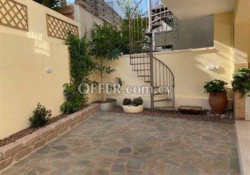 Semi-Furnished Brand New 2 Bedroom Ground Floor House In A Quiet And : https://www.offer.com.cy/en/semi-furnished-brand-new-2-bedroom-ground-floor-house-in-a-quiet-and/21-814866/ (www.offer.com.cy)