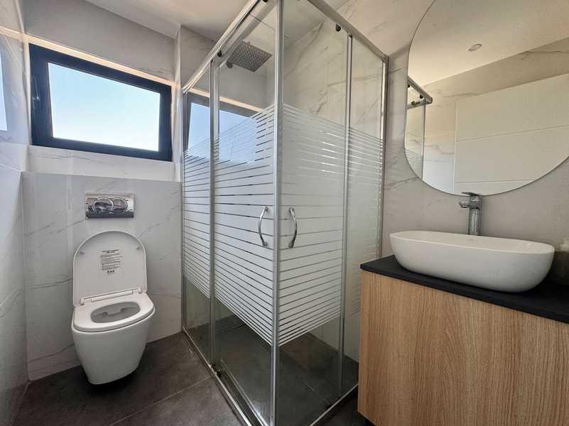 2-bedroom apartment to rent: https://www.bazaraki.com/adv/5797076_2-bedroom-apartment-to-rent (www.bazaraki.com)