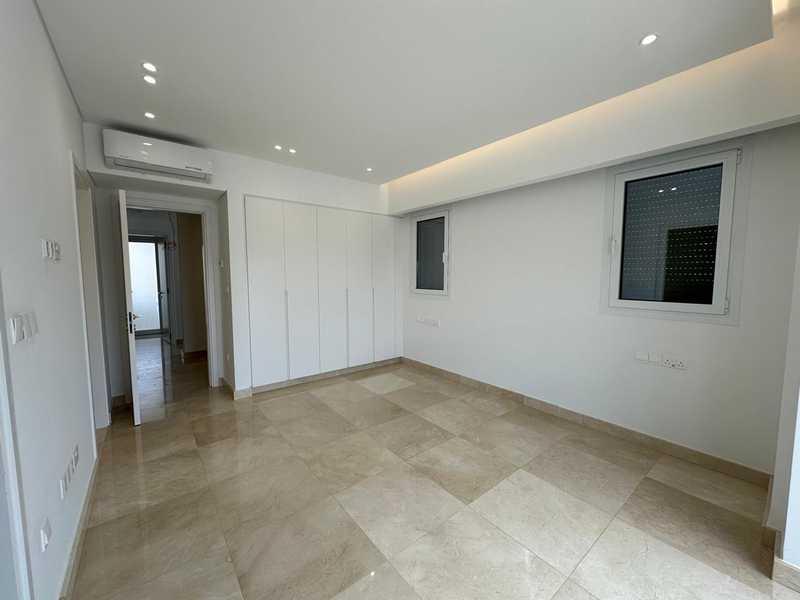  5-bedroom villa to rent: https://www.bazaraki.com/adv/5787190_5-bedroom-villa-to-rent (www.bazaraki.com)