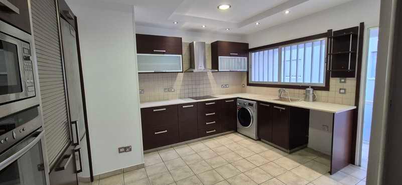 2-bedroom apartment to rent: https://www.bazaraki.com/adv/5792443_2-bedroom-apartment-to-rent (www.bazaraki.com)