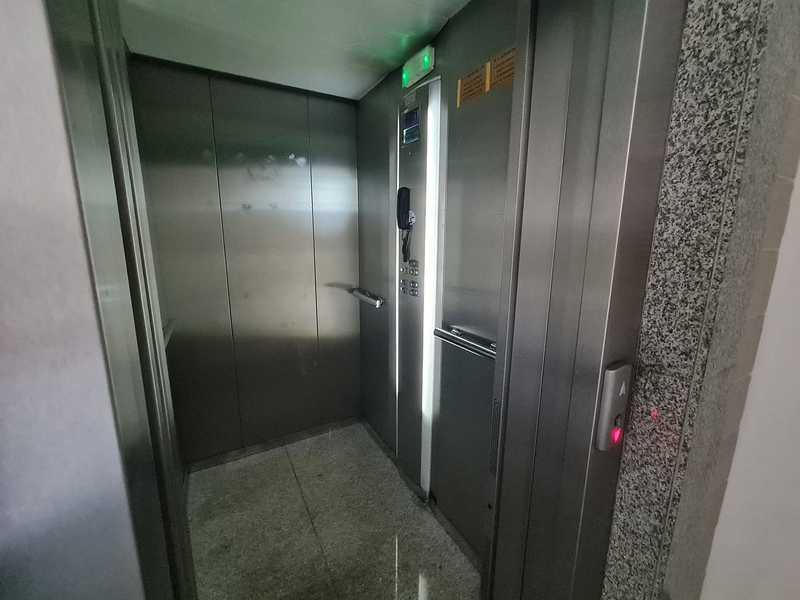 2-bedroom apartment for sale: https://www.bazaraki.com/adv/5768644_2-bedroom-apartment-for-sale (www.bazaraki.com)