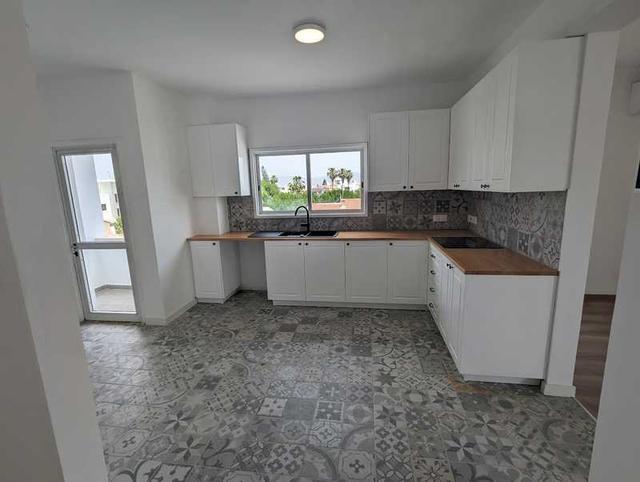 3-bedroom apartment for sale: https://www.bazaraki.com/adv/5794609_3-bedroom-apartment-for-sale (www.bazaraki.com)