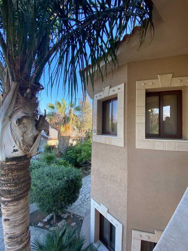 5-bedroom detached house for sale: https://www.bazaraki.com/adv/5794777_5-bedroom-detached-house-for-sale (www.bazaraki.com)