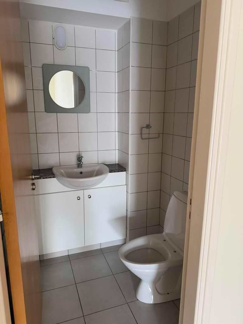 2-bedroom apartment to rent: https://www.bazaraki.com/adv/5795862_2-bedroom-apartment-to-rent (www.bazaraki.com)