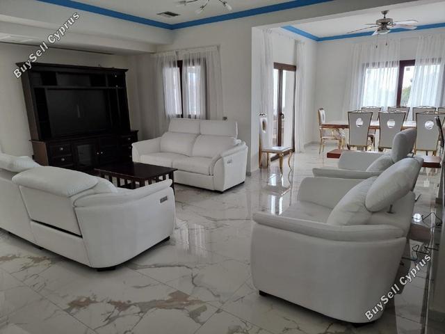 5 Bedroom Detached house to rent in Dekeleia, Larnaca: https://www.buysellcyprus.com/property-for-rent/larnaca/dekeleia/5-bed-detached-house-to-rent-dekeleia-larnaca-1795451.html (www.buysellcyprus.com)