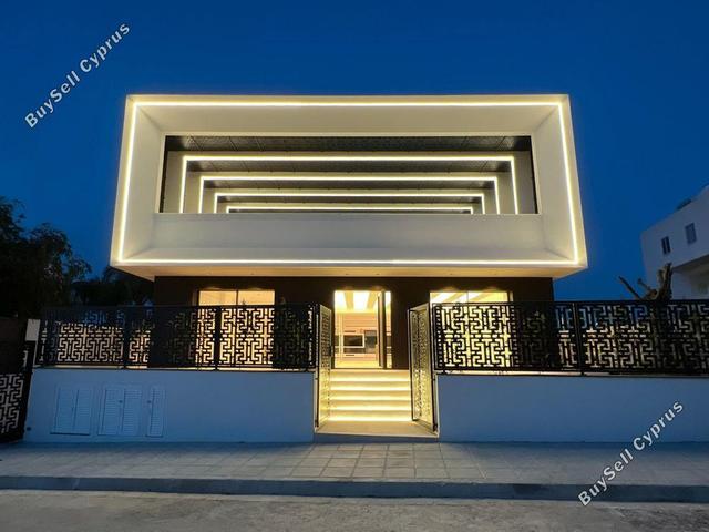7 Bedroom Detached house for sale in Latsia, Nicosia: https://www.buysellcyprus.com/property-for-sale/nicosia/latsia/7-bed-detached-house-for-sale-latsia-nicosia-1801032.html (www.buysellcyprus.com)