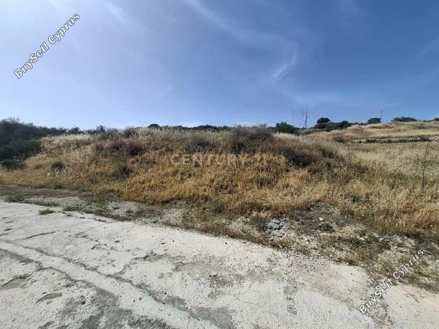 2,542 SQM Agricultural Plot for sale in Vouni, Limassol: https://www.buysellcyprus.com/property-for-sale/limassol/vouni/plot-for-sale-vouni-limassol-1800497.html (www.buysellcyprus.com)